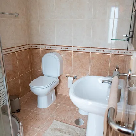 Alojamento de Acomodação e Pequeno-almoço Surfinn Figueira Da Foz Buarcos